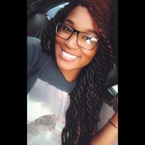 Meet your Posher, Deandra